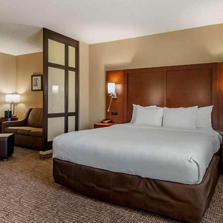 Comfort Suites Huntersville Near Lake Norman Exterior foto