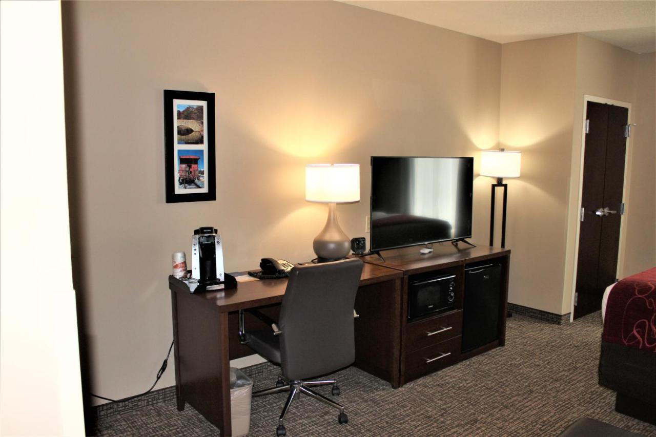 Comfort Suites Huntersville Near Lake Norman Exterior foto
