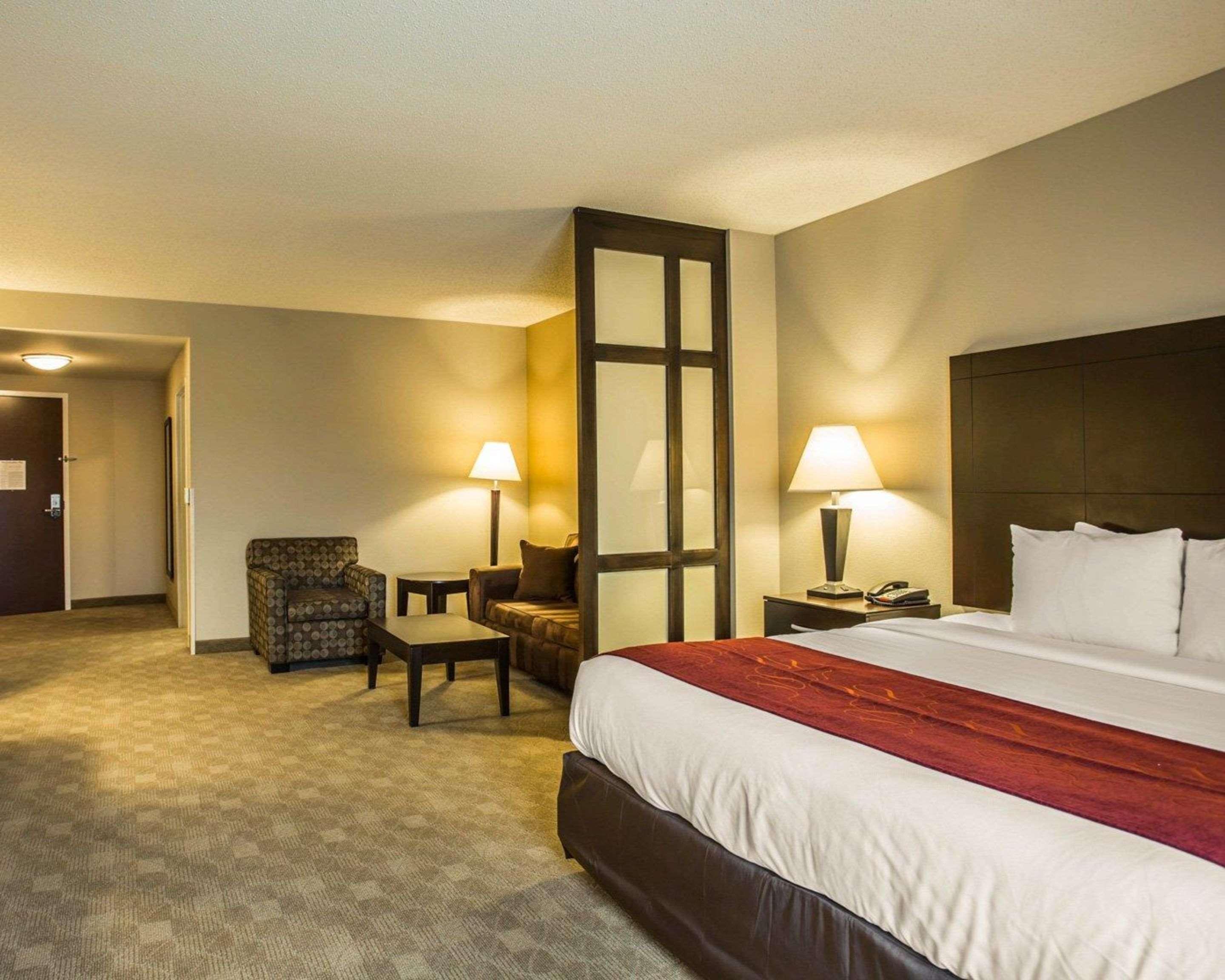 Comfort Suites Huntersville Near Lake Norman Exterior foto